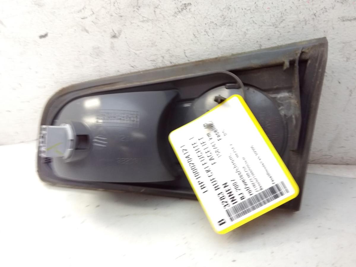 Mazda 2 DY original R&uuml;ckleuchte Heckleuchte innen links Facelift BJ2007