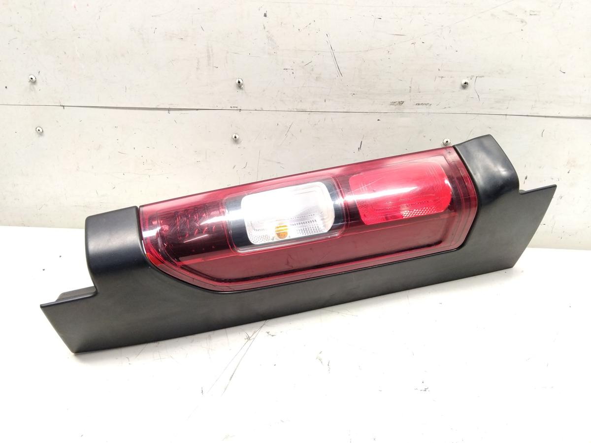 Renault Trafic 3 Kasten original Rückleuchte Heckleuchte links Bj.2021