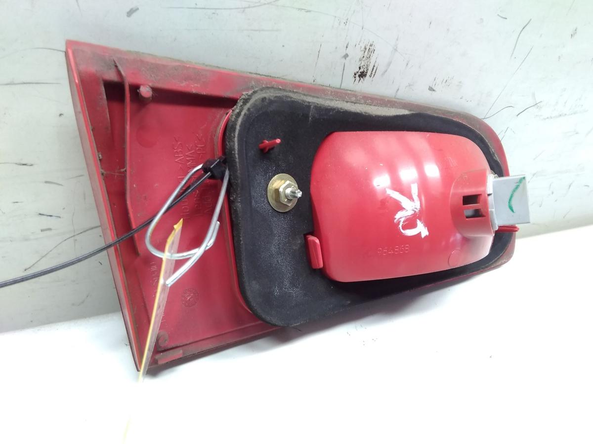 Mazda 2 DY original Rückleuchte Heckleuchte innen rechts Bj.2005