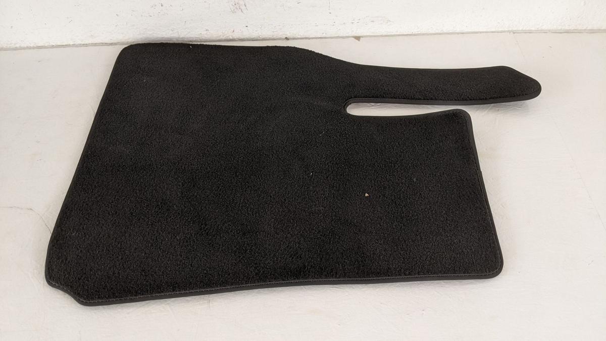 Satz Fußmatten vorne hinten Velour schwarz Teppich Matten Matte Tesla Model Y