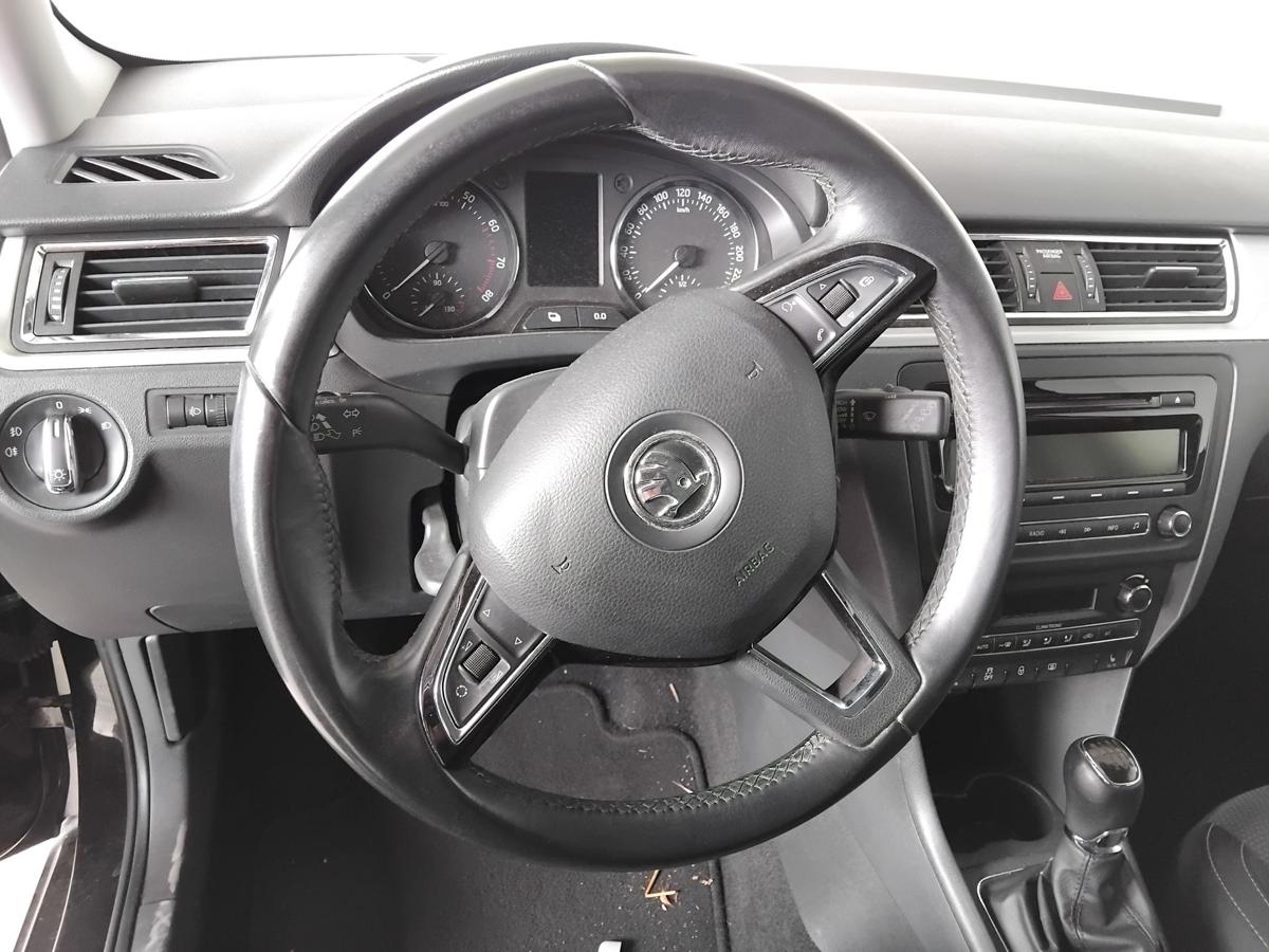 Skoda Rapid NH original Lenkrad Multifunktion Leder schwarz 5L0419091GCWE BJ2013