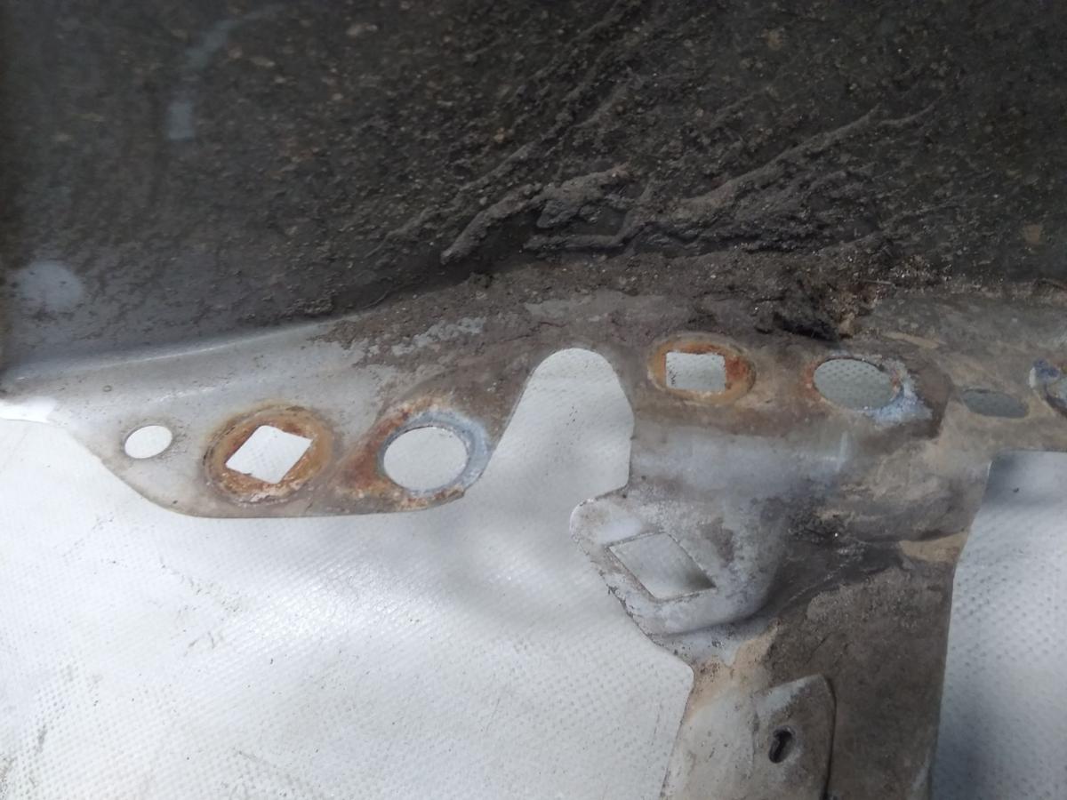 Ford Fiesta JA8 original Kotfl&uuml;gel vorn rechts H9 Frost Wei&szlig; BJ2010
