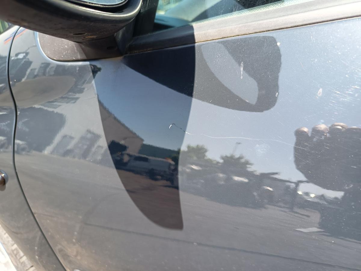 Peugeot 206+ orig Tür vorn links 5türer KTG Grau Hurricane Bj 2009