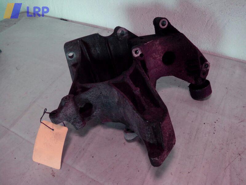 Halter Pumpe Servol 7700113574 N.L. Renault Megane Grandtour BJ: 2000