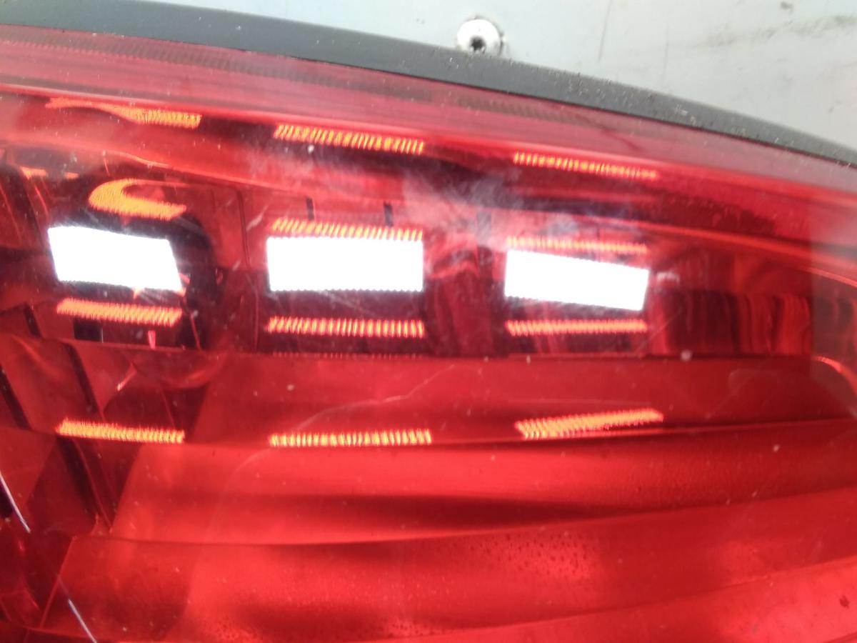 Opel Signum original R&uuml;ckleuchte Heckleuchte links Bj.2003