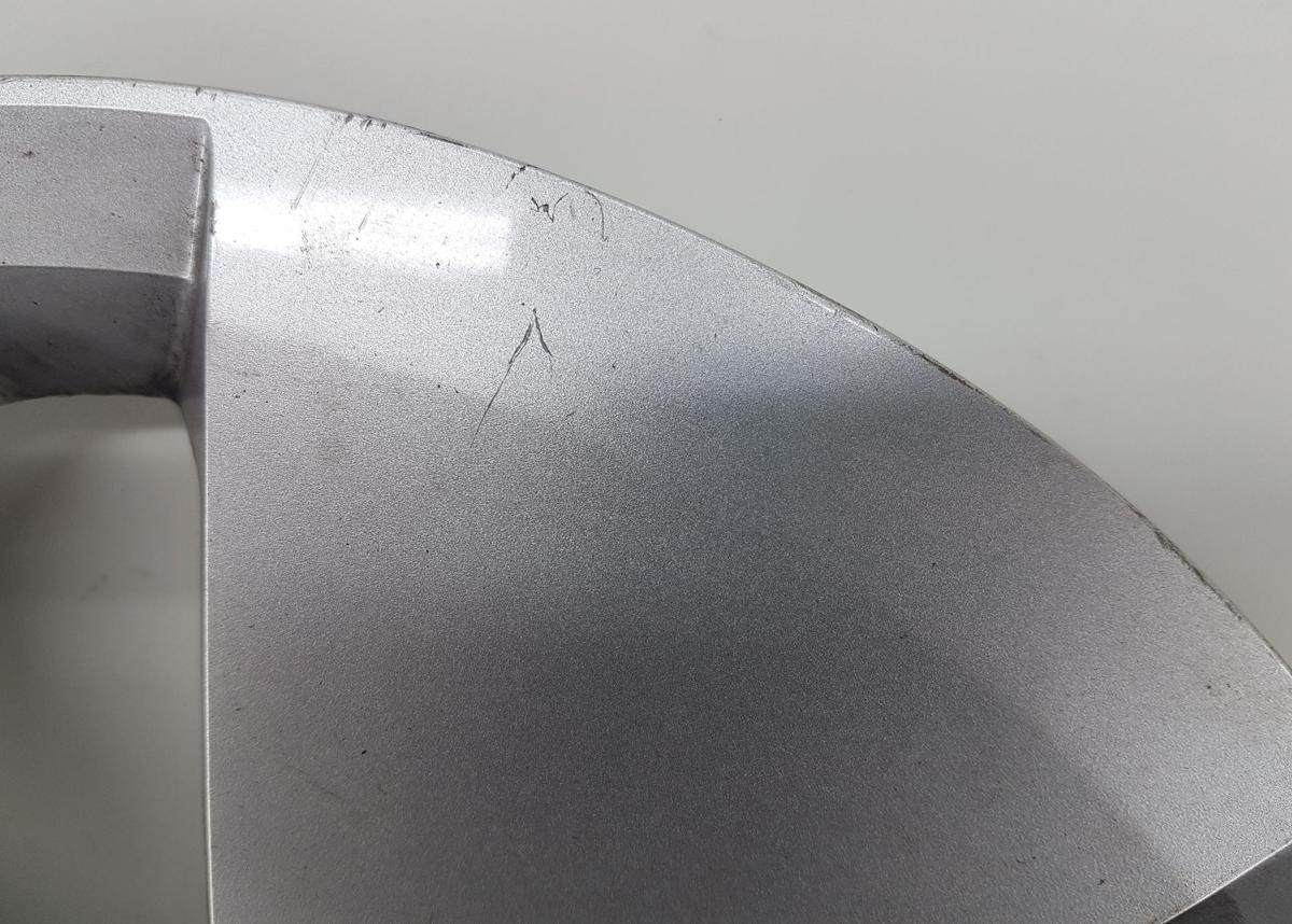 VW Up Radkappensatz Radzierblenden Bj2012 1S0601147 silbergrau 14 Zoll