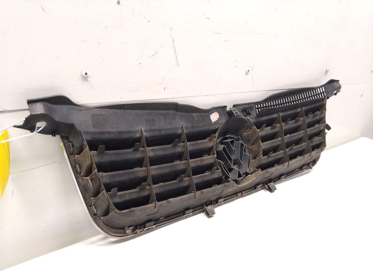 VW Passat 3BG original K&uuml;hlergrill mit Emblem BJ2001