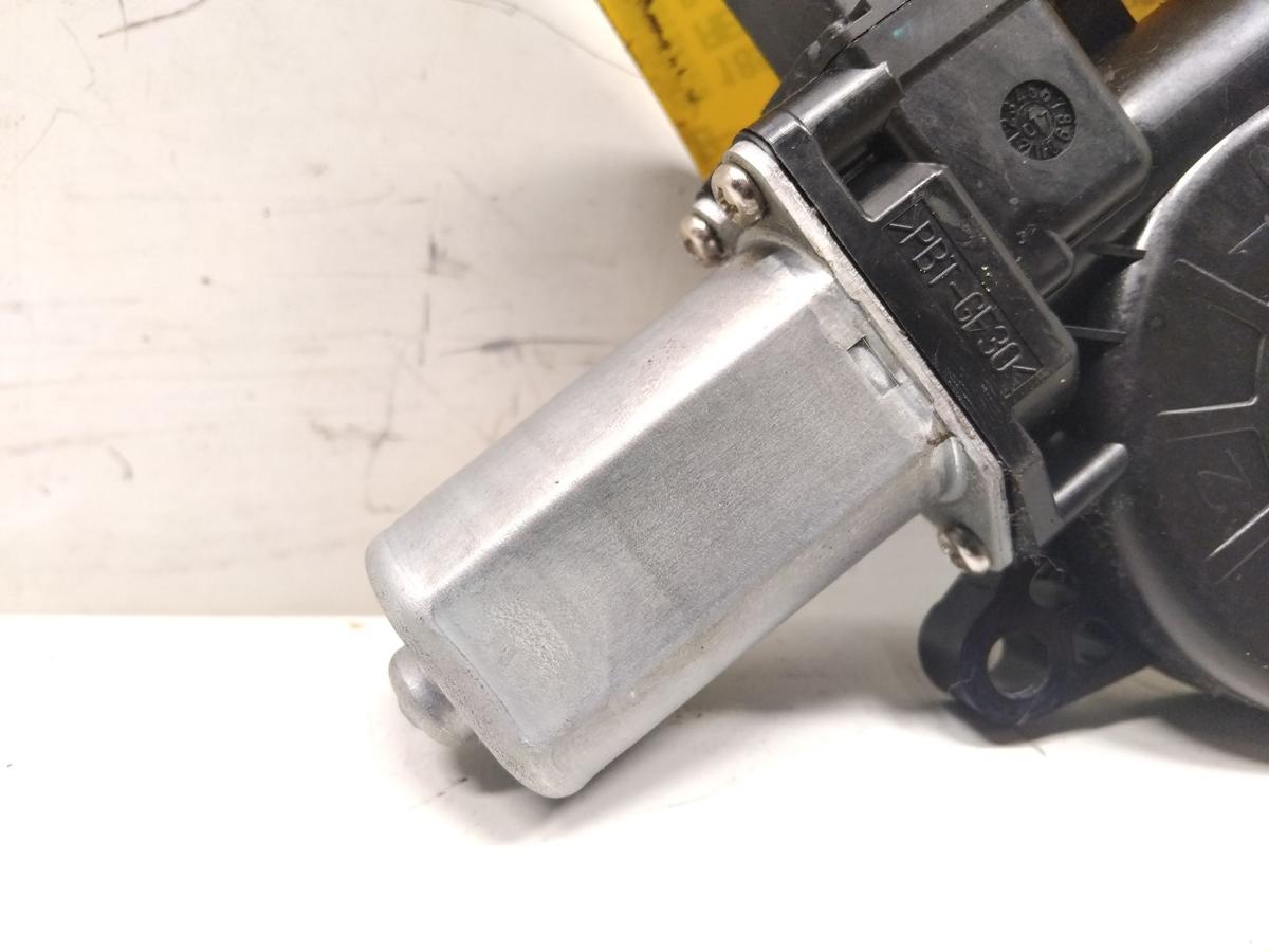 Mazda 2 DE original Fensterhebermotor hinten links CM012020 BJ2007