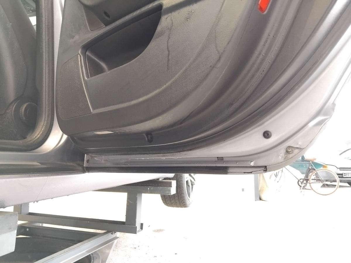 Audi A6 4F Limousine T&uuml;r hinten rechts LY7H Akoyasilbermetallic BJ2006