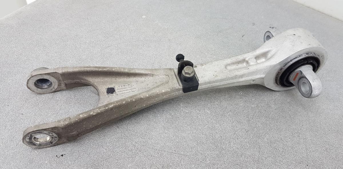 Tesla Model X Querlenkersatz hinten links Satz Querlenker Bj2022 1420452-00-E