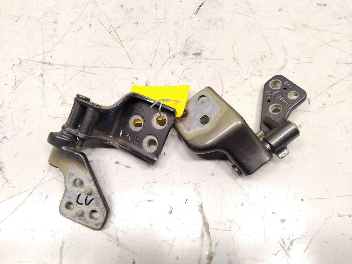 Opel Combo E Cargo original Satz Heckflügeltürscharniere links Bj.2023