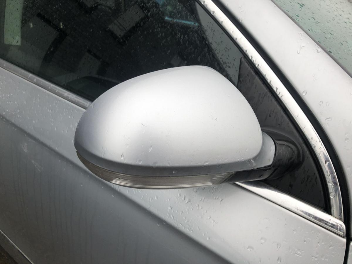 VW Passat 3C B6 Au&szlig;enspiegel rechts R&uuml;ckspiegel elek anklappbar LA7W silber
