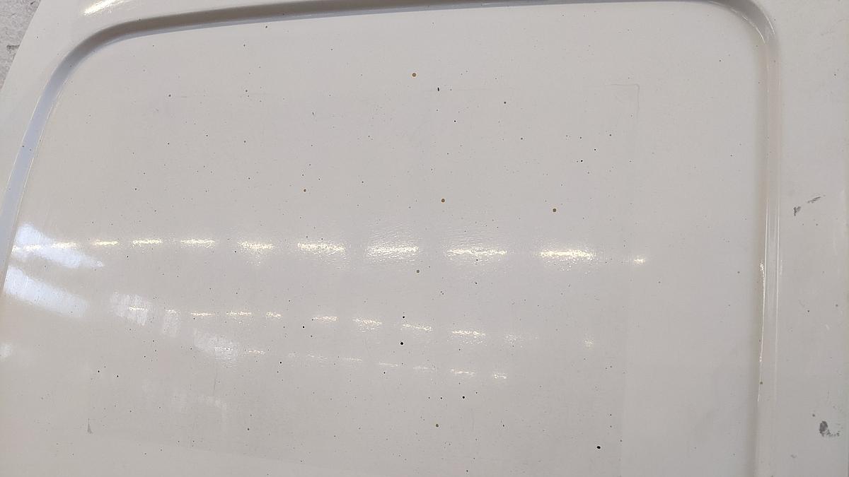 VW Caddy 9K Fl&uuml;gelt&uuml;r hinten links ohne Scheibe Heckt&uuml;r 902 weiss