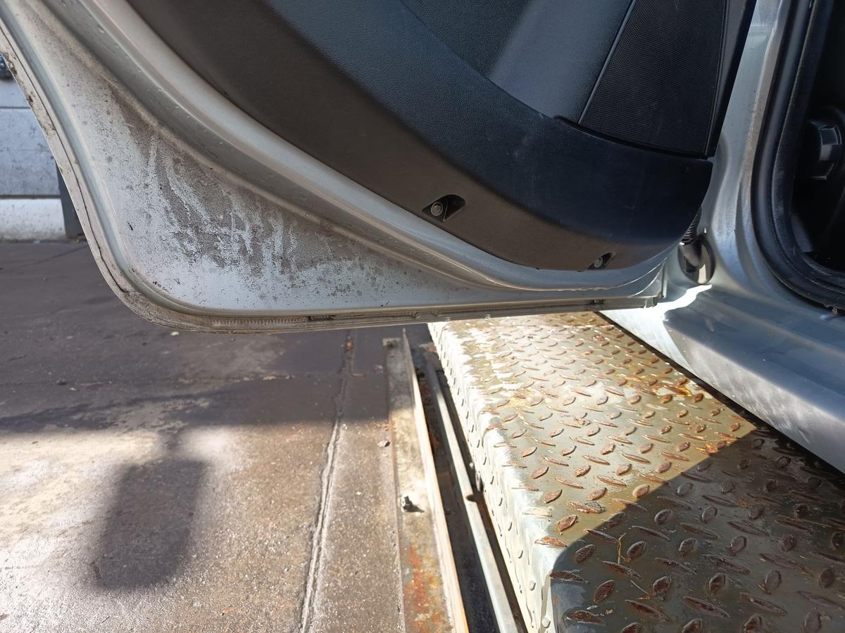 Fiat Grande Punto 199 original T&uuml;r hinten links Fond 589/A Jungle grey Bj 2009