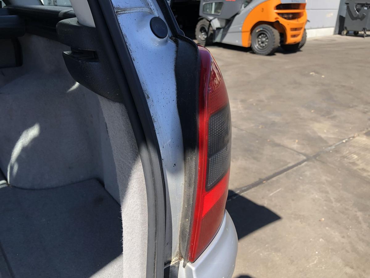 Opel Vectra B Caravan original Rückleuchte rechts Heck/Schluss/Licht Bj 2001