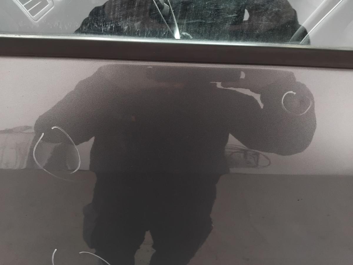 VW Touran 1T Tür vorn links Fahrertür LD7X platinumgreymetallic Dellen BJ2006