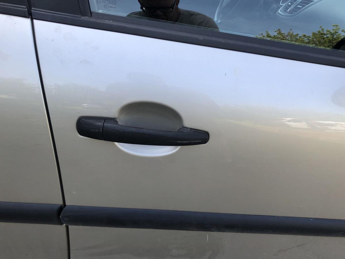 Peugeot 207 SW Typ WE T&uuml;r vorn rechts Beifahrert&uuml;r Roh ETS Gris Cendre Metallic