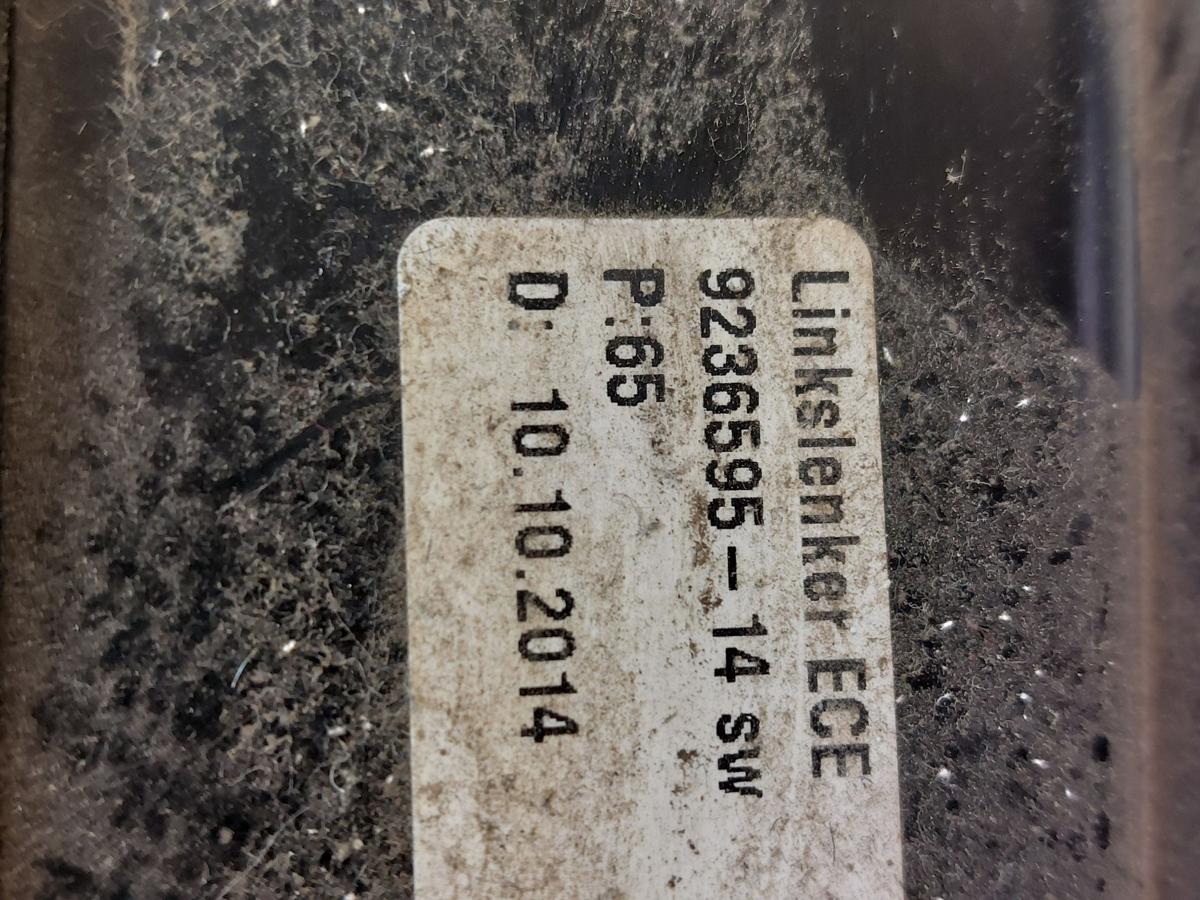 BMW 1er F20 Innenverkleidung Armaturenbrett unten links Fu&szlig;raum