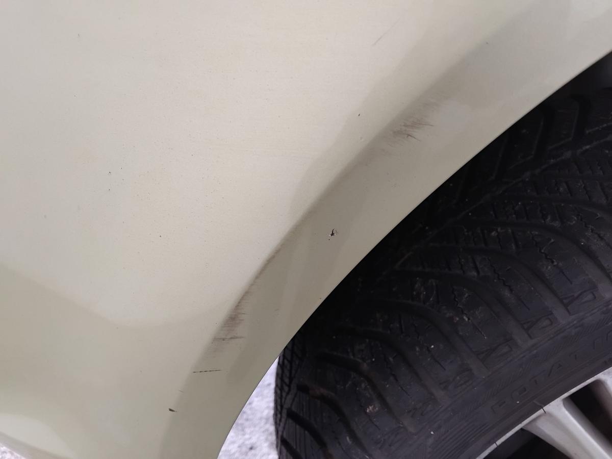 Opel Corsa D original Sto&szlig;stange Sto&szlig;f&auml;nger vorn Z30E Green Tea Metallic BJ2006