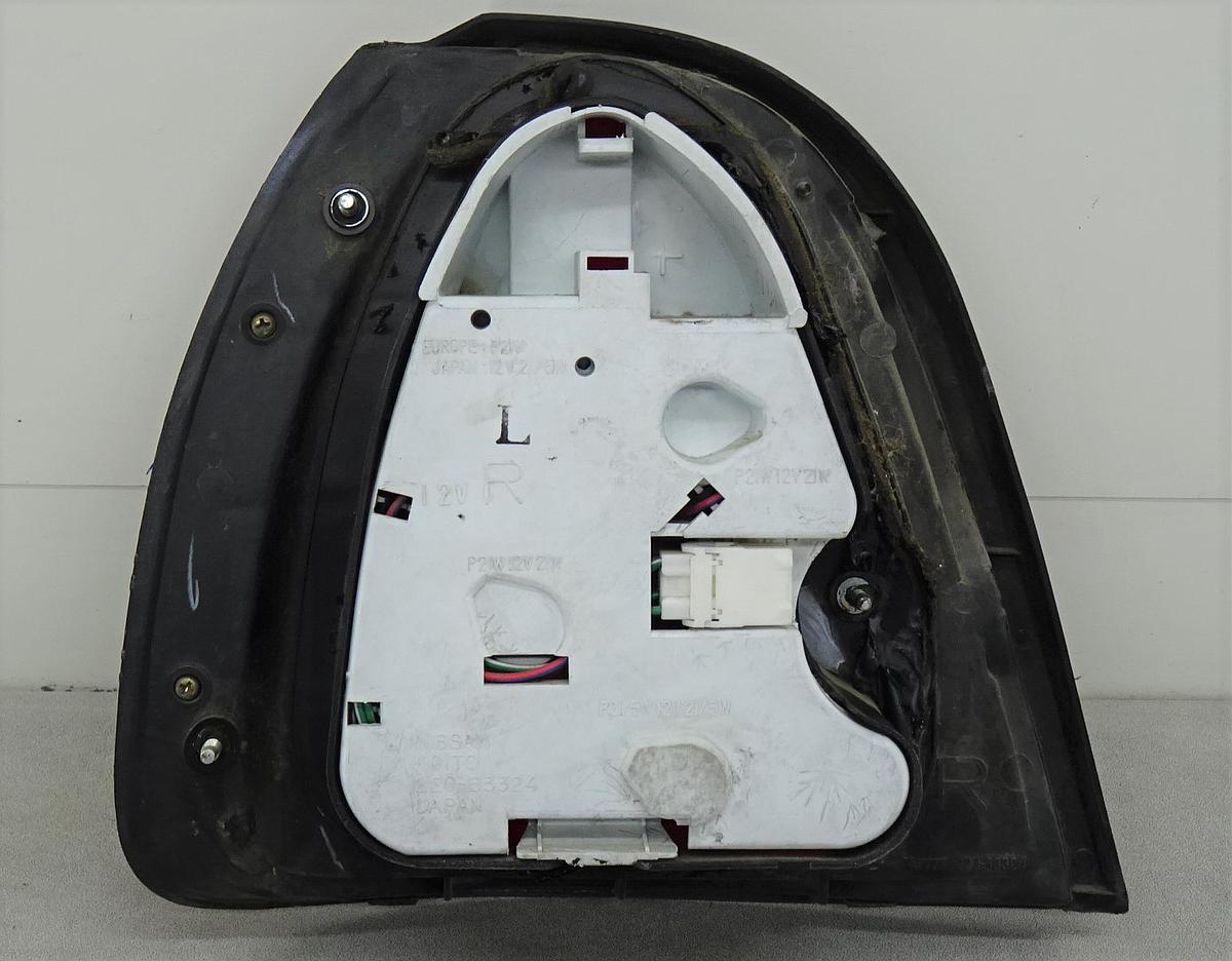 Nissan Sunny N14 Rückleuchte Rücklicht rechts Bj1993 5 Türig