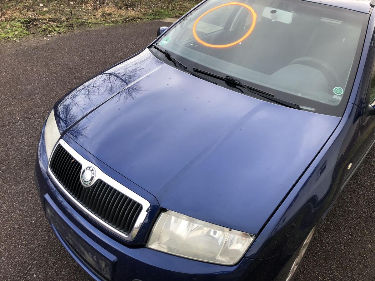 Motorhaube mit Grill Haube Kühlergrill LF5Q Stormblau Skoda Fabia 6Y