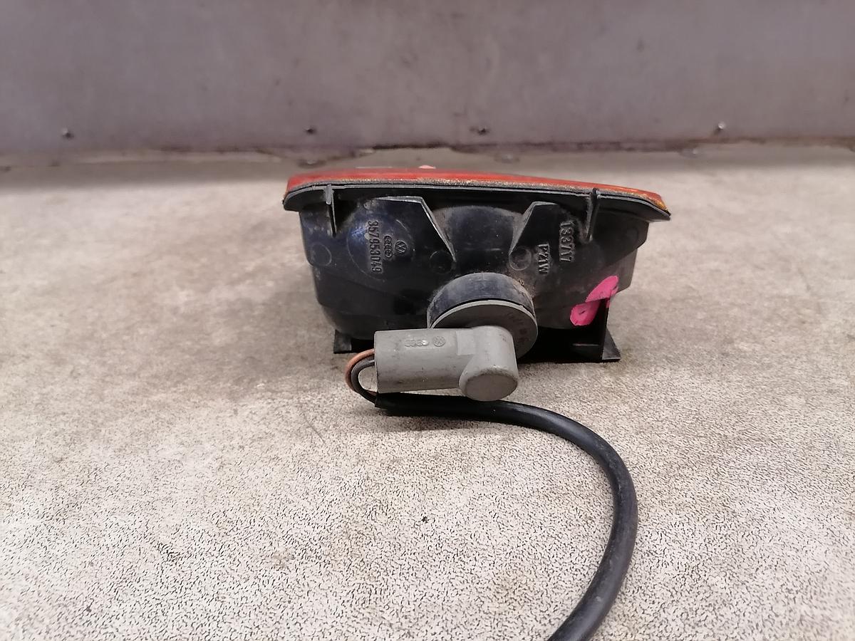 VW Passat 35i Blinker vorn links Blinkleuchte 357953049 Hella BJ88-93