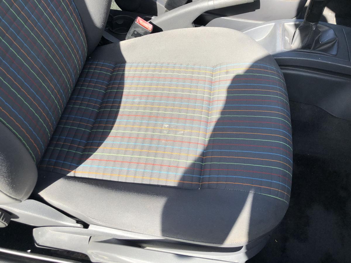 VW Polo 9N3 Sitz vorn rechts Beifahrersitz nur 3 t&uuml;rer ohne Heizung Autositz