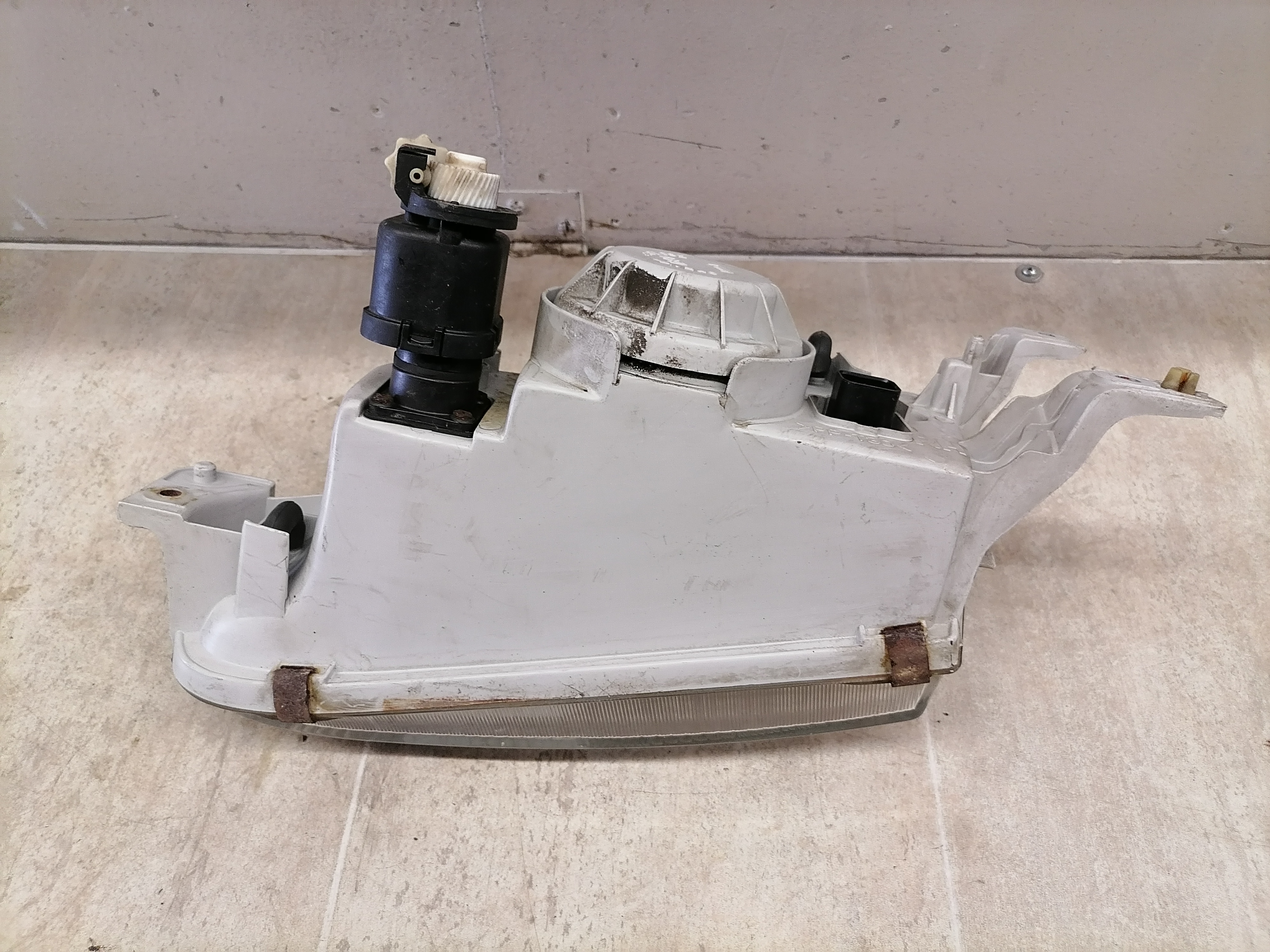 Hyundai Accent 95-97 Scheinwerfer vorn rechts Lampe