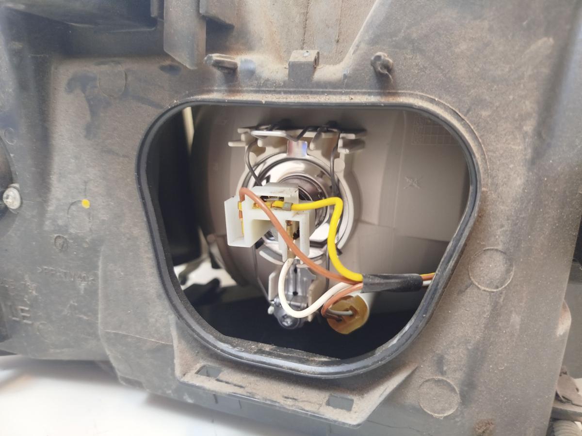 VW T5 7H Scheinwerfer vorn links Frontscheinwerfer Haligen H4 Tr&uuml;b OEM