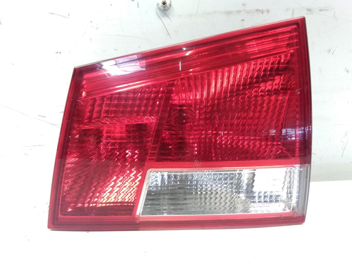Opel Vectra C Caravan orig R&uuml;ckleuchte Heckleuchte innen rechts BJ2004 24469464