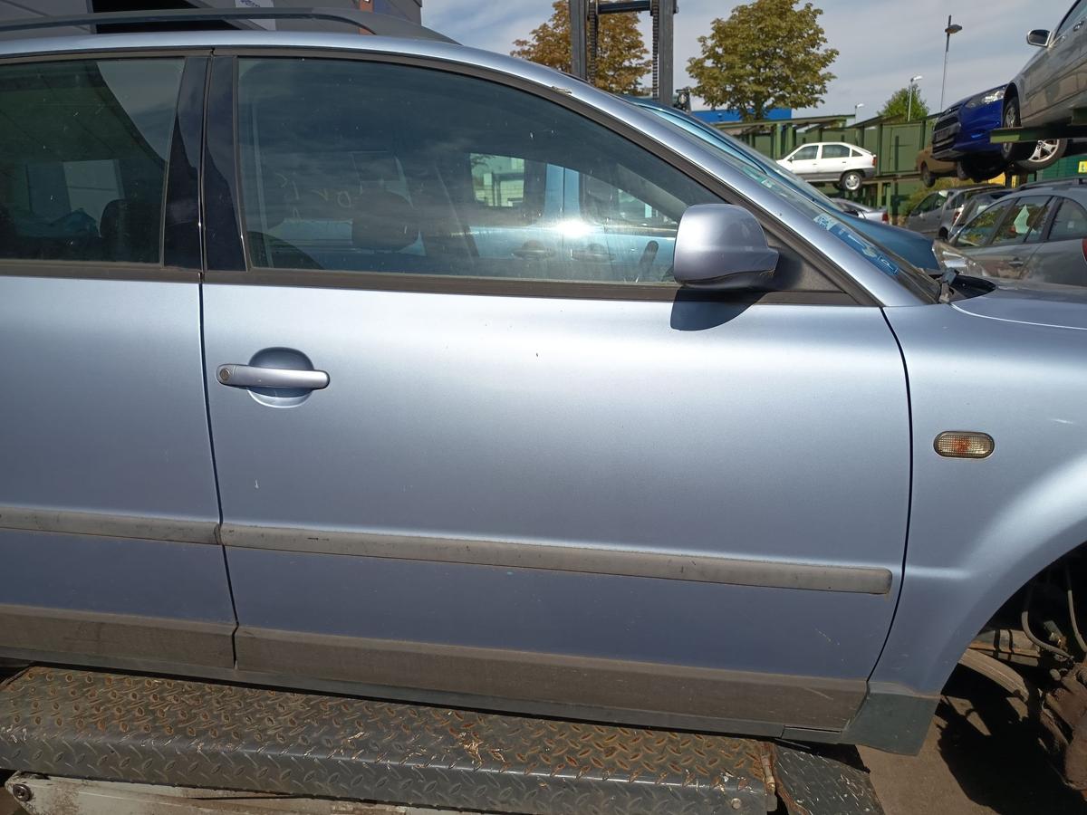VW Passat Variant 3B orig T&uuml;r vorn rechts LL5Y Blau bis Bj 2000