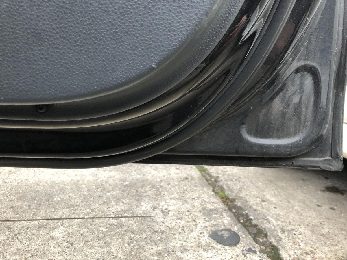 VW Polo 9N 9N1 9N3 Tür vorn rechts Beifahrertür 5 türer LC9Z Black Magic