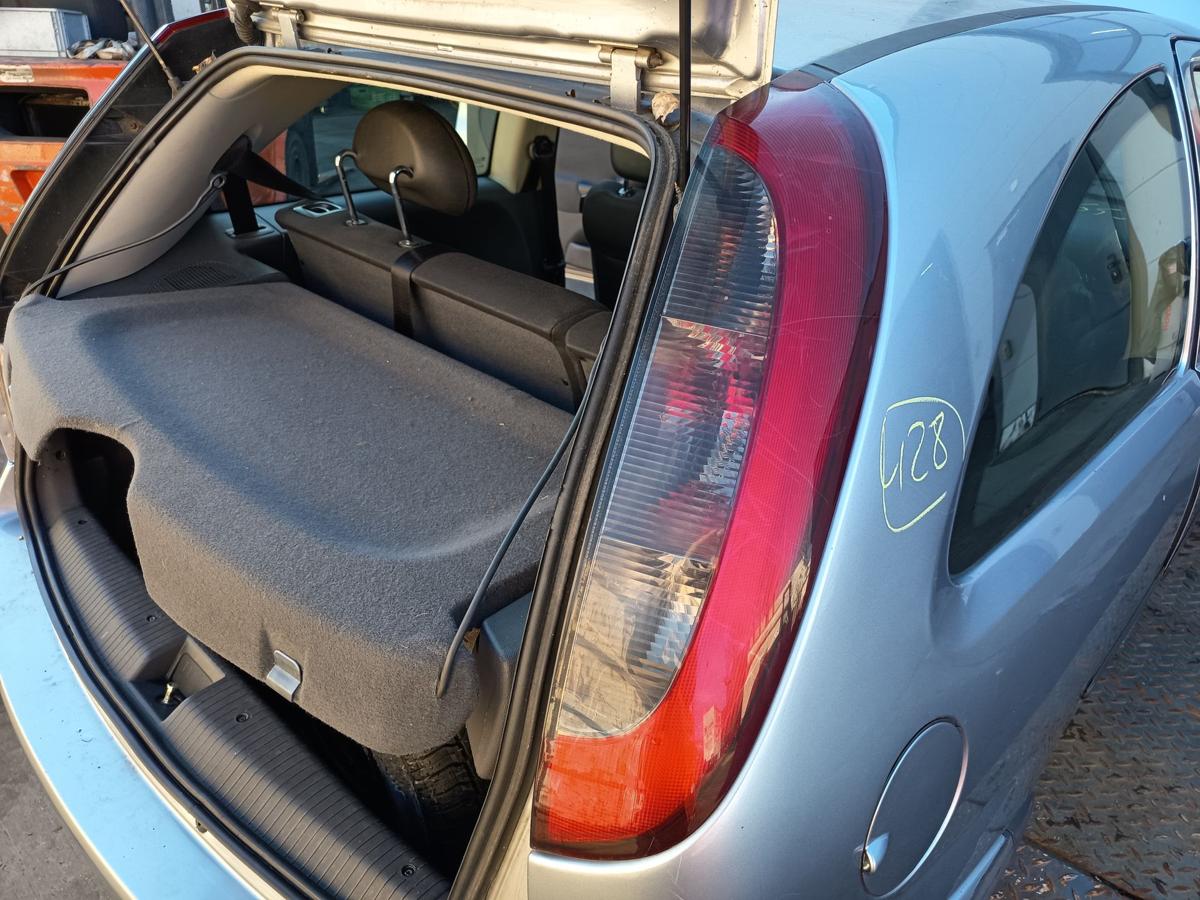Opel Corsa C original R&uuml;ckleuchte rechts Heck Schluss Licht Bj 2004
