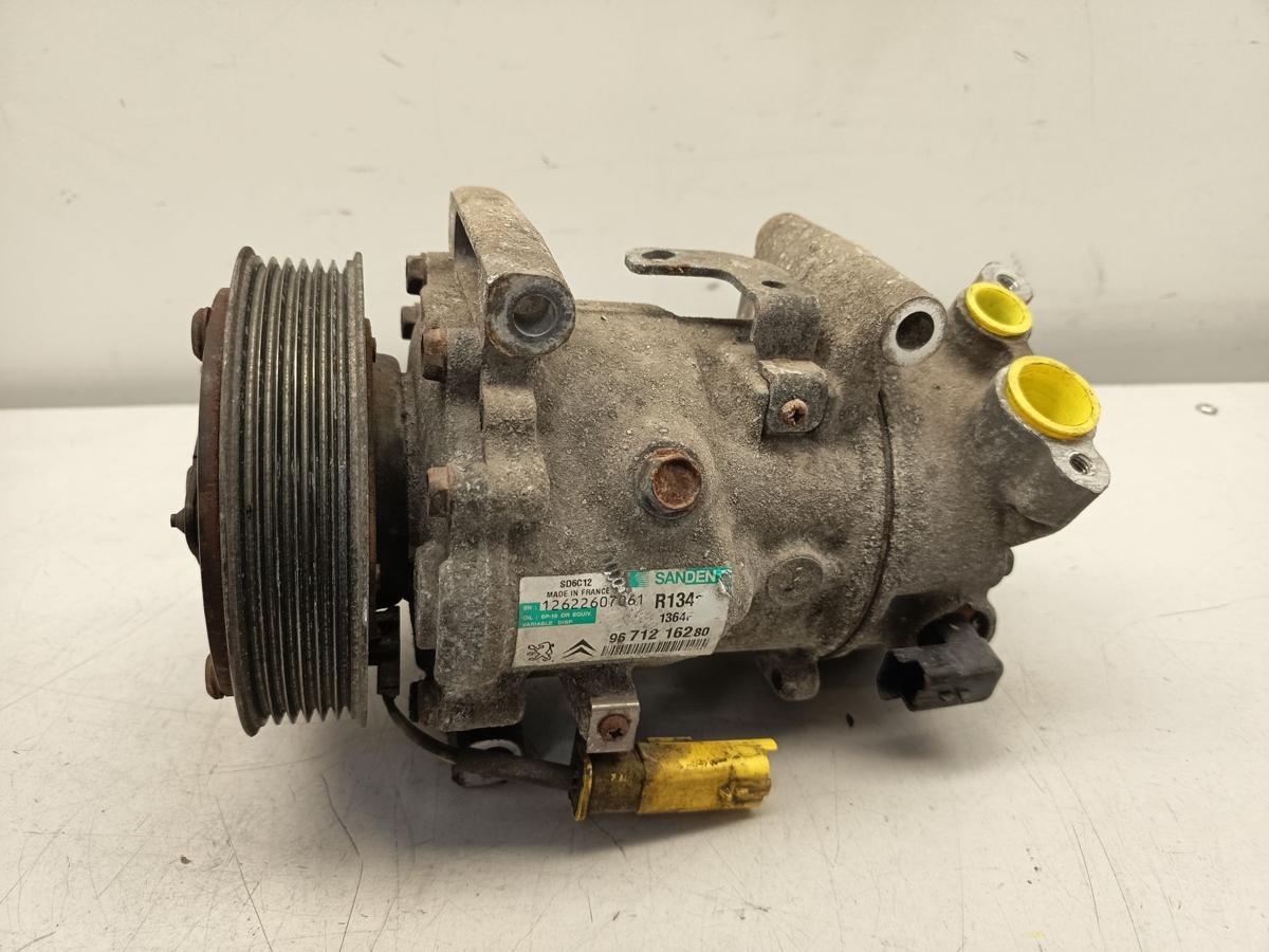 Peugeot 207 original Klimakompressor 9671216280 1.4l 70kW Benzin Baujahr 2010
