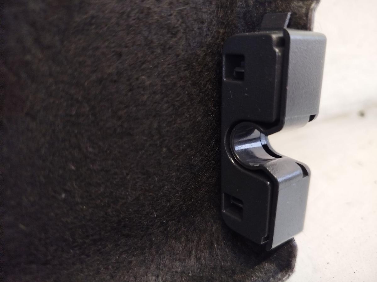 Opel Corsa D 06-14 Hutablage 3t&uuml;er Ablage hinten Abdeckung Kofferraum 13233538