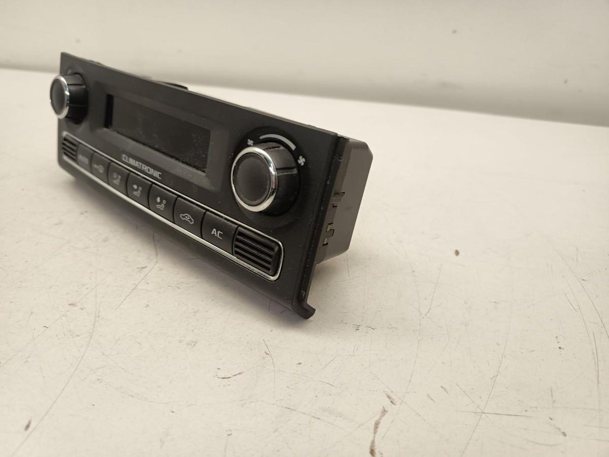 Skoda Fabia 5J Bj 2011 orig Heizungsbetätigung Temperatur Klimaautomatik