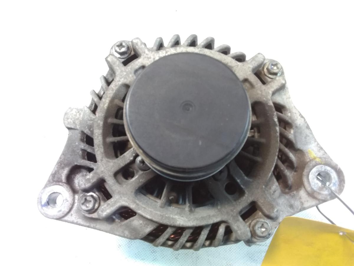 Nissan Micra 4 K13 Bj.2013 original Lichtmaschine Generator 1.2 72kw HR12