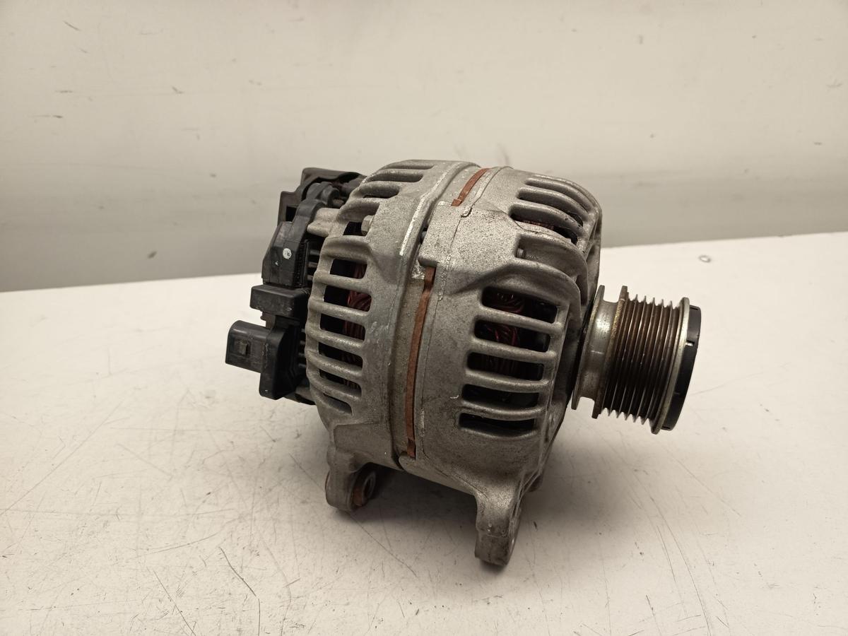VW Passat 3C original Lichtmaschine 1.6l 75kW Benzin 140A Bj 2006