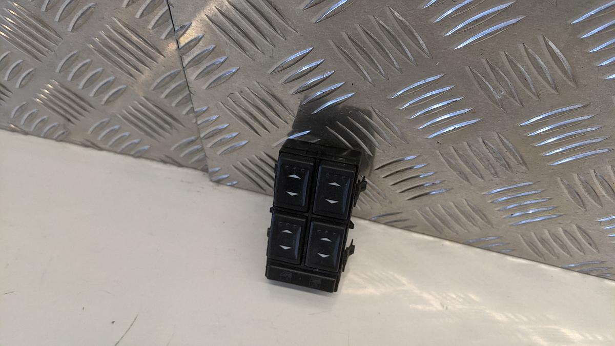 Ford Mondeo BWY Fensterheberschalter Schalter vorn links 4 fach 3S7T14A132BA