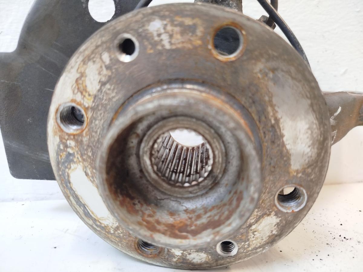 Nissan Micra K14 Achsschenkel vorn rechts Radlagergeh&auml;use Schwenklager