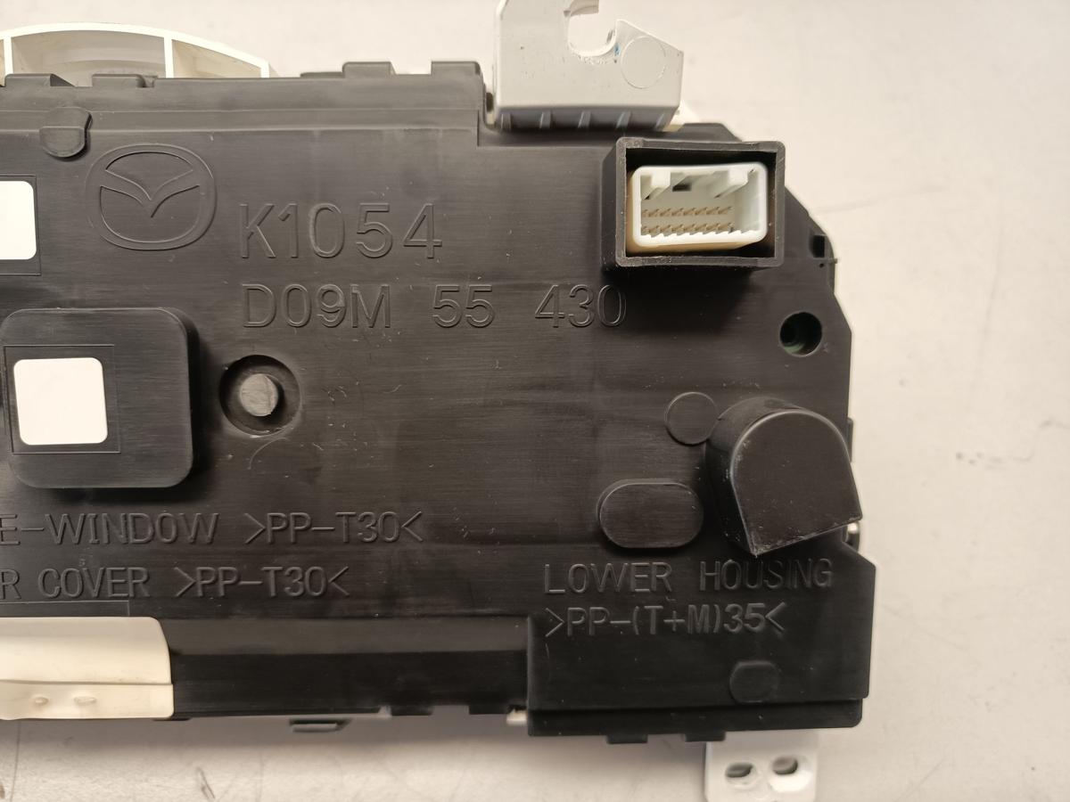 Mazda 2 III DJ orig Kombiinstrument Tacho Benzin 1,4l 66kW 79Tkm Bj 2015