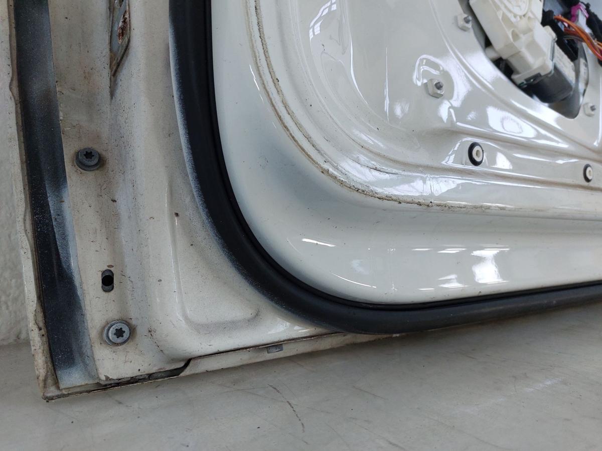 VW Golf 5 1KM Variant T&uuml;r vorn rechts Beifahrert&uuml;r LR9A Campanellweiss