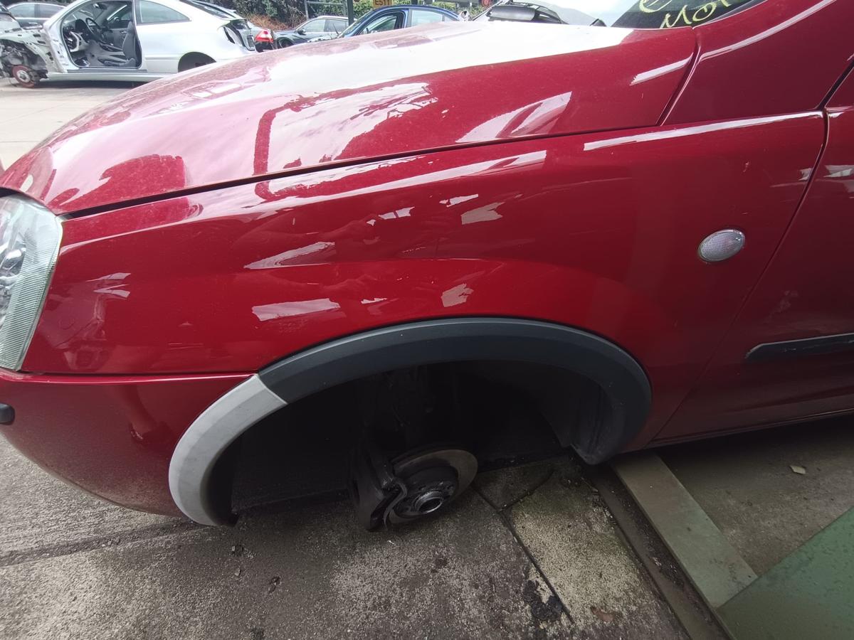 Opel Corsa C orig Kotflügel links Z573 Tizianrot Fahrerseite Bj 2004