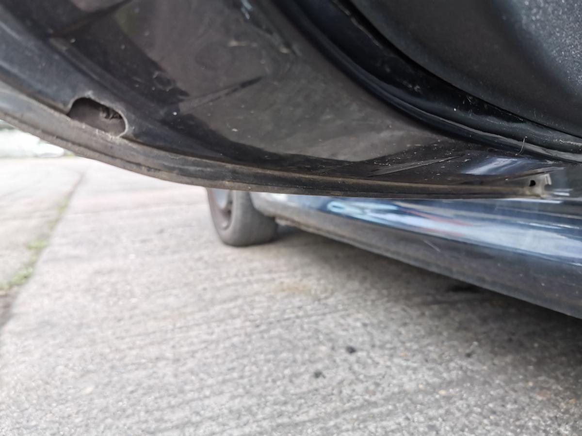 Peugeot 206+ 2M Autotür Tür Fondtür Rohbautürhinten links KTV Perla Nera