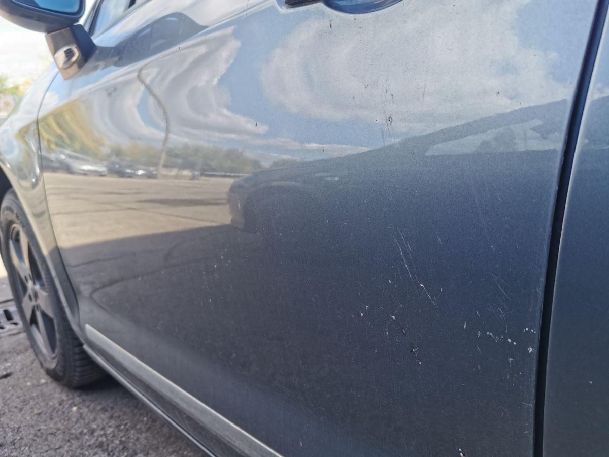 Citroen C5 R Kombi Fahrertür Tür Autotür vorn links Rohbau KTH Thoriumgrau face