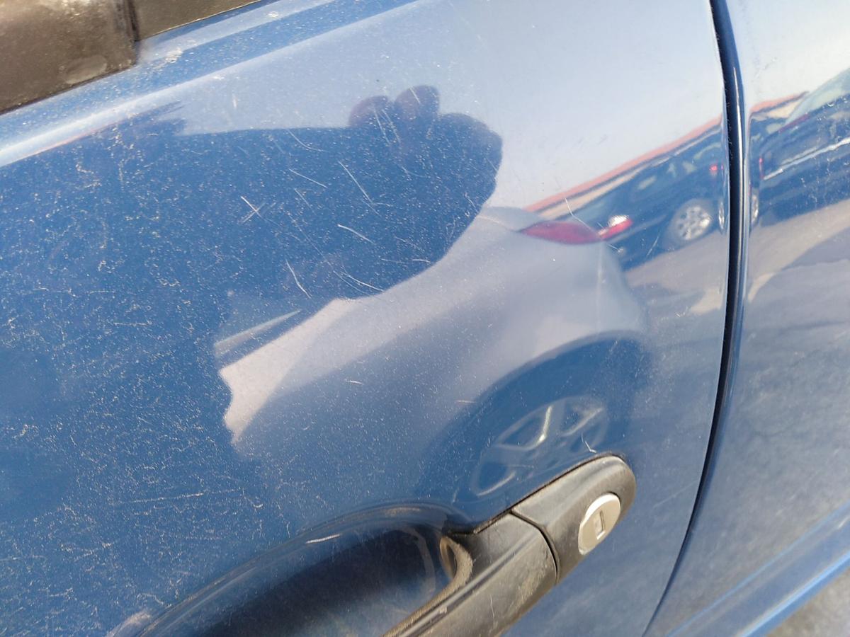 VW Fox 5Z T&uuml;r links Fahrert&uuml;r indienblau LL5M Bj.2009