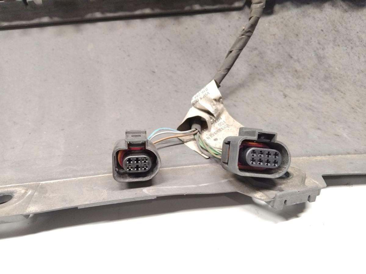 VW Phaeton GP1 orig Sto&szlig;f&auml;nger Sto&szlig;stange hinten mit PDC BJ2007 LR9V tarantellaschwarz