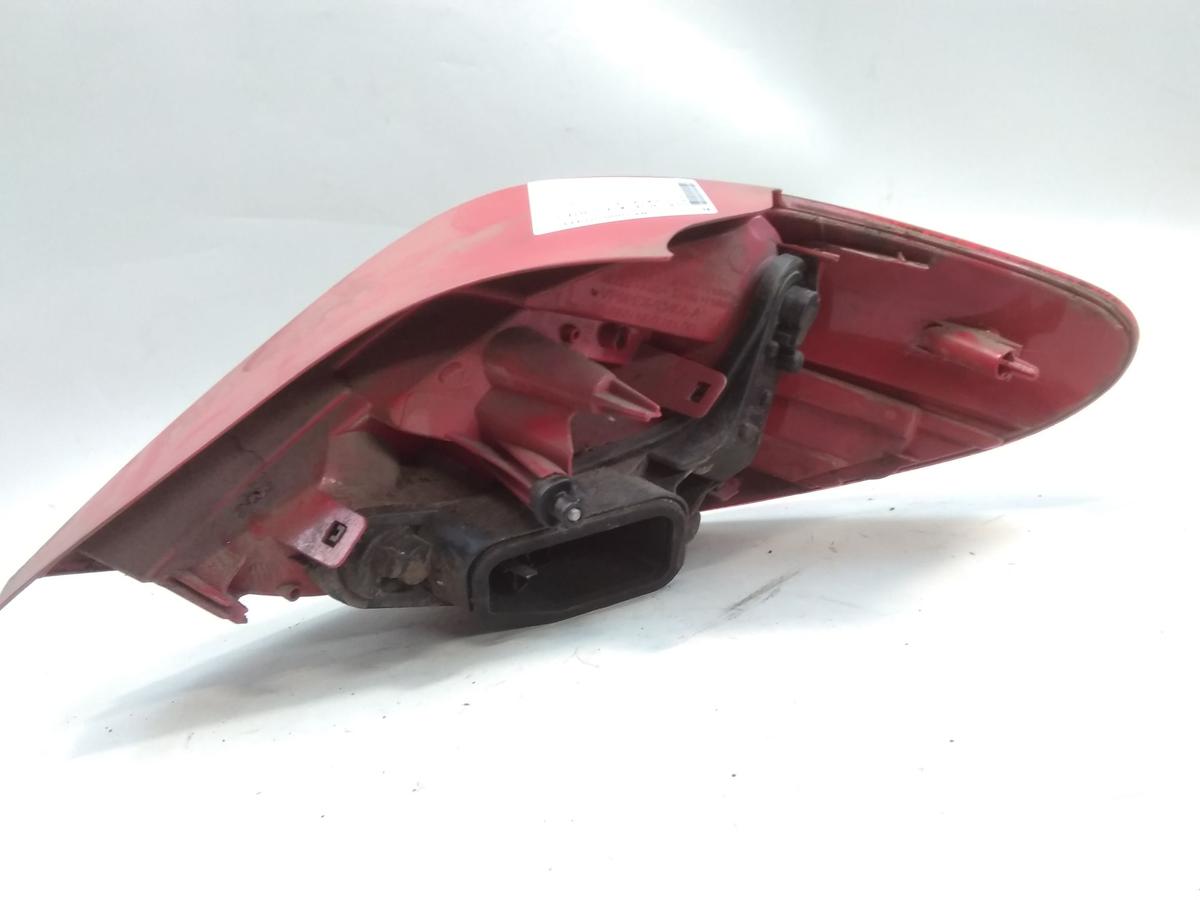 Peugeot 207 WA original R&uuml;ckleuchte Heckleuchte links Facelift Teil-LED BJ2010