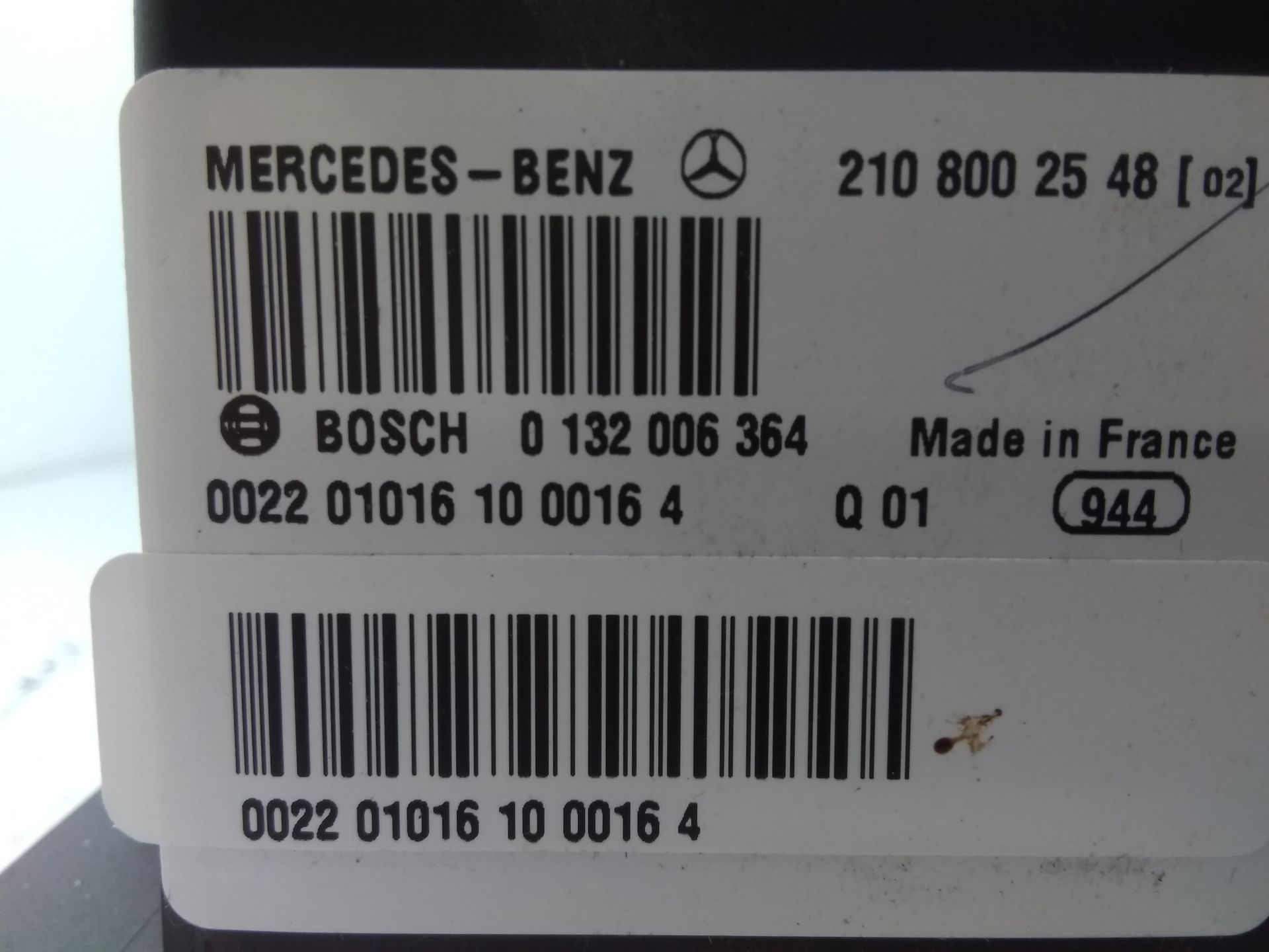 Mercedes E-Klasse 210 original Pumpe Zentralverriegelung ZV-Pumpe 0132006364 Bj.2002