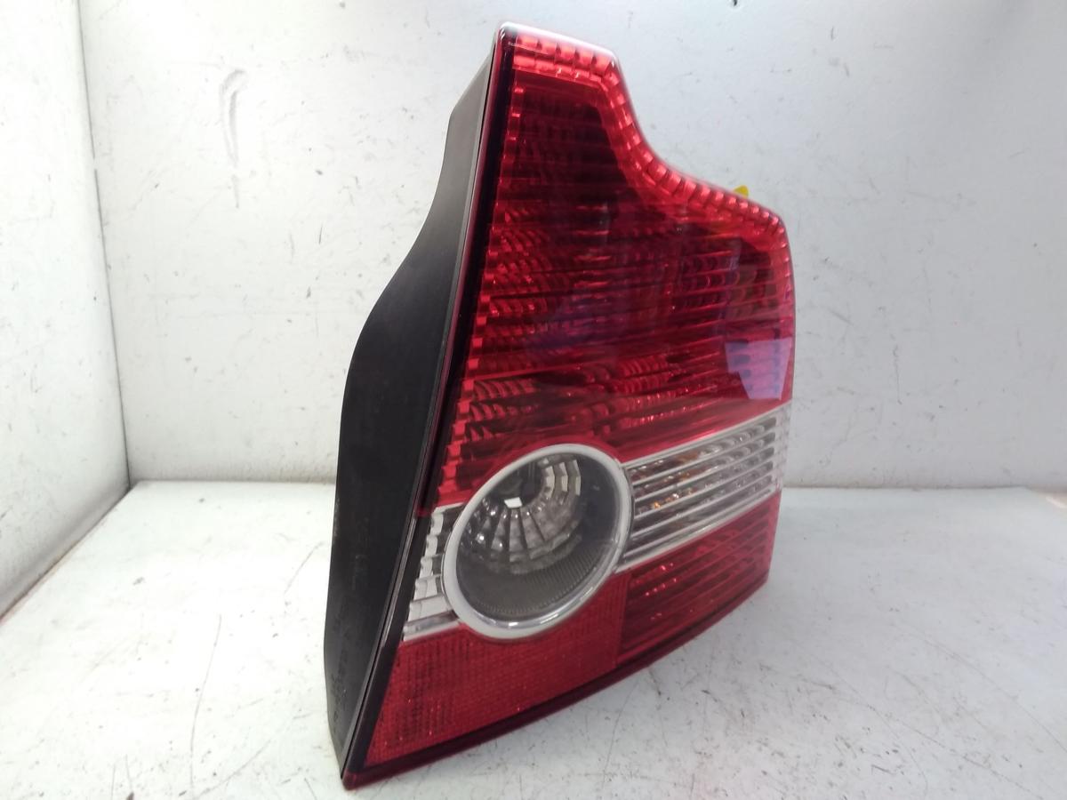 Volvo S40 II Limo original R&uuml;ckleuchte Schlussleuchte rechts BJ2005 30698913